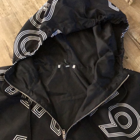 Forever 21 Black White Hooded Windbreaker 1991 Med - Picture 14 of 16